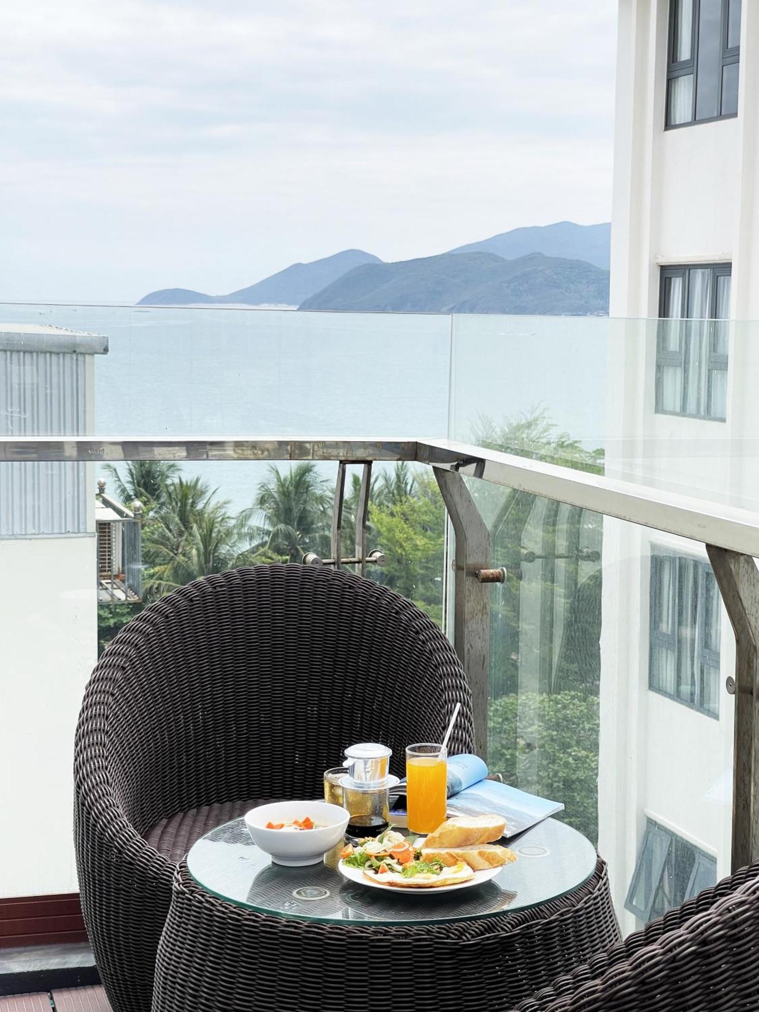 Apollo Hotel Nha Trang Beach Zewnętrze zdjęcie